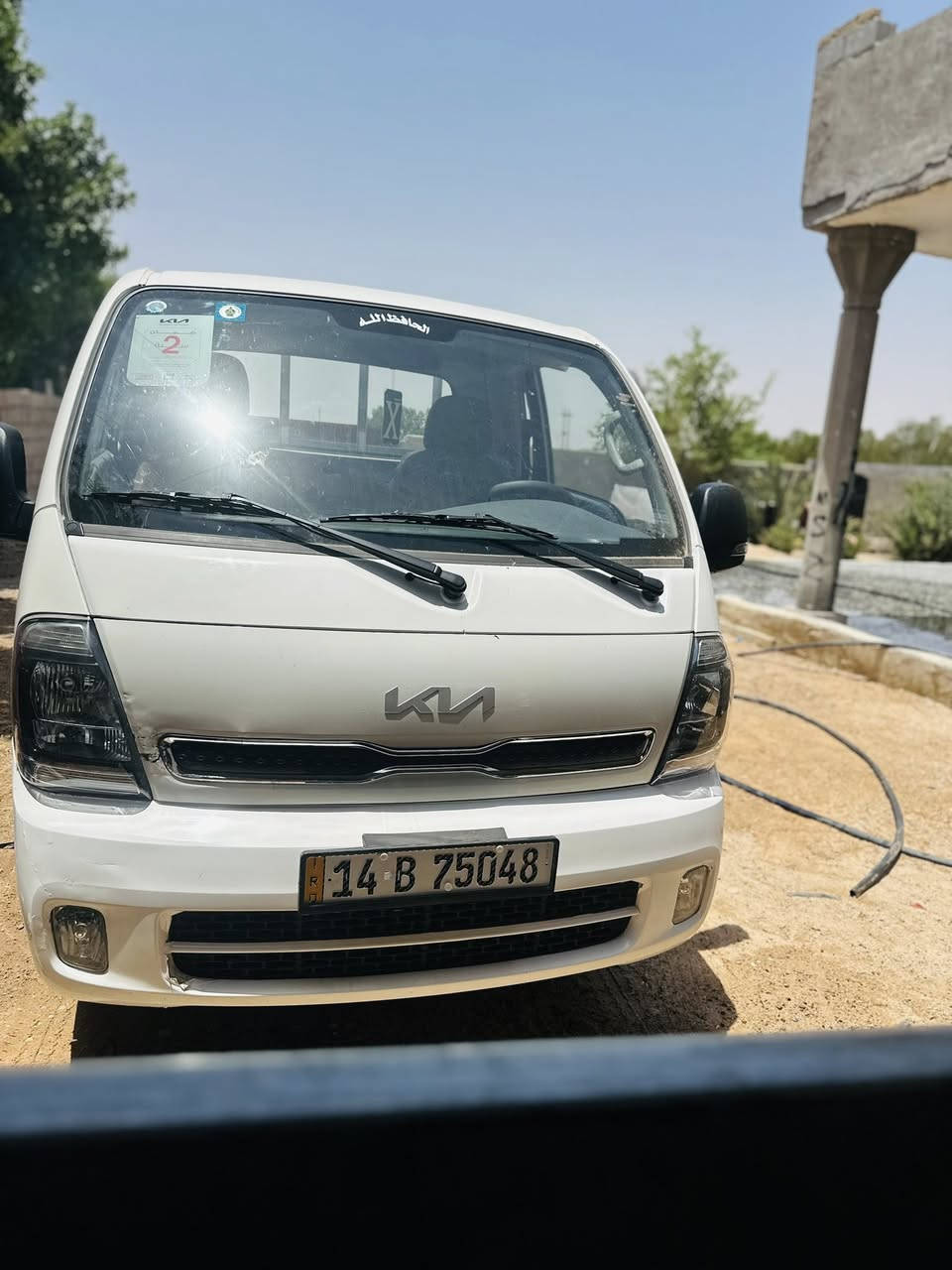 كيه بنكو موديل 2025 ماشيه 22الف رقم البصره باسمي مبدل بيها باب سكن ولايت فقط بدون صبغ او تصليح سياره جديده كلش سعًر 155 مكان البصره سفوان رقم ***********
