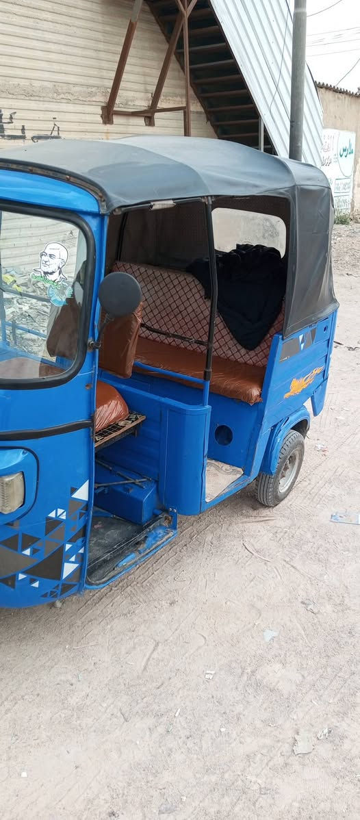 تكتك بياجو محرك باجات موديل 20اوراق تكتك مال شغل سعره 3مليون وبيه مجال مكاني الكزيزه
***********
