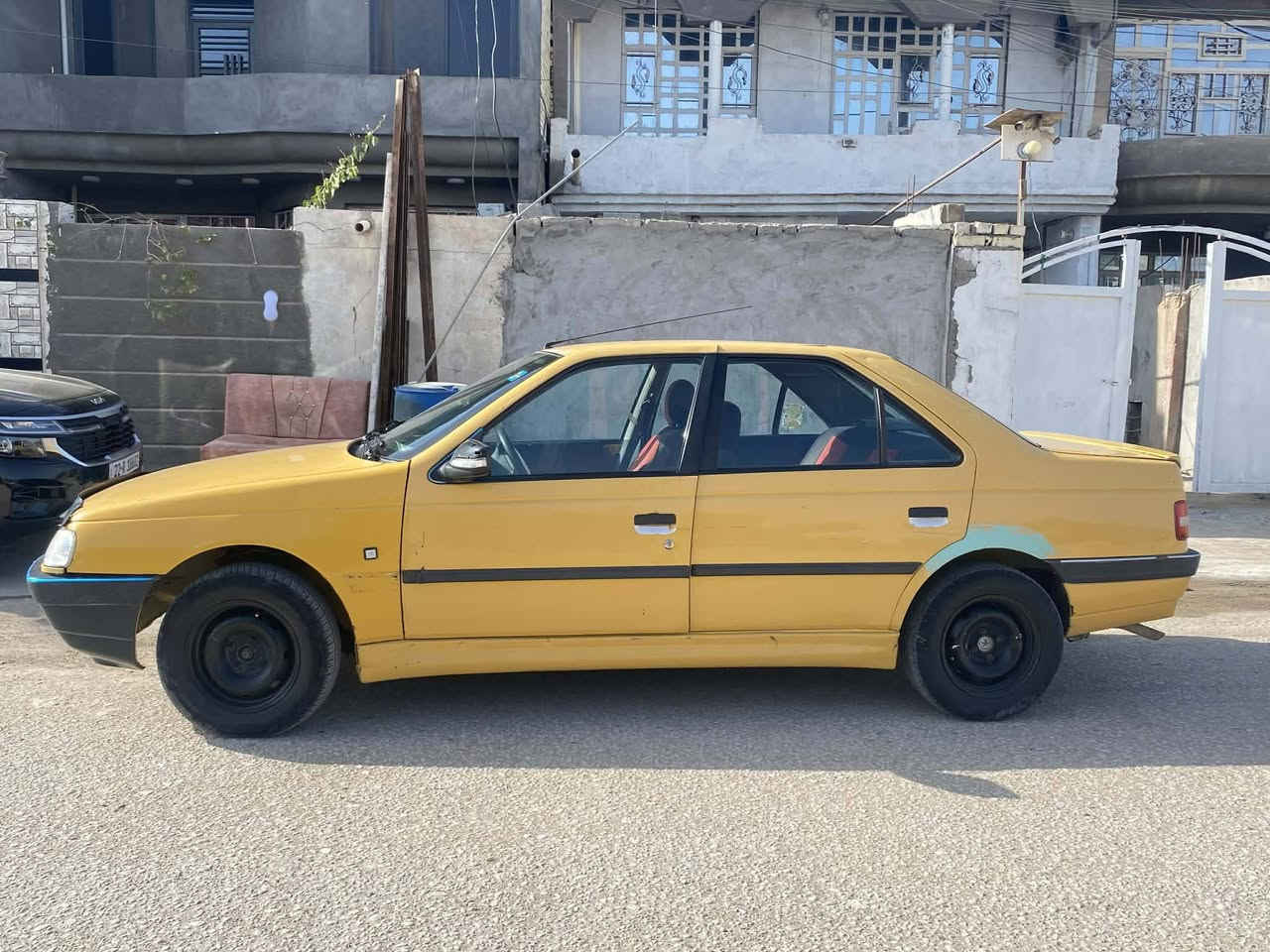 السلام علیکم بيجو لميس 2012 رقم بغداد بئسمي مصفرة من كلشي مكينه وكير حدادية تخم تاير جدد غرفتهه نضيفة تبريد نقصة غاز بيهه تبديل جاملغ امامي الباقي مكفول من الصبغ ب 29 وبيها مجال كلش بصيط مكاني بابل الإسكندرية ***********
