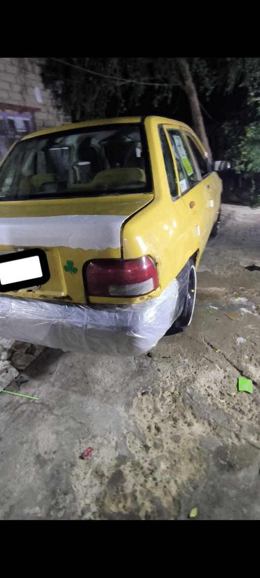 سايبه للبيع موديل ١٣ رقمه مثنى راعيه موجود  مصفره هيئه وغرامات سياره نص نكره الصبح مكينه وكير مكفولات شواصي مكفولات سياره جهازه من كلشي بيه خياسات بسيطه والباب الخلفي جهت السياق معور موضح كدامك بصوره السعر 20 وبيه مجال  مكاني ديوانيه قضاء الشاميه  ***********
