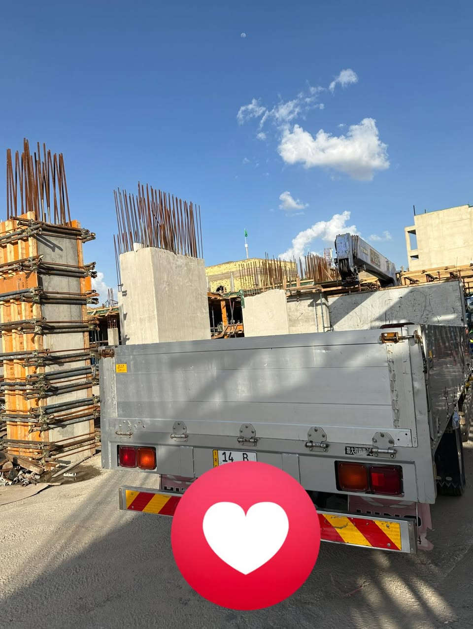 هينو هياب شيطان السياره جاهزه ما بيهة نقص برغي نضافه100/100 كير مكينه اكسل حداديه كلهة فول كرين جديد رقم بصره ب اسمي تحويل ثاني يوم مكان السياره البصره السعر 3شدات و95 ورقه وبيهة مجال بصيط وأي استفسار هاذ الرقم ***********
