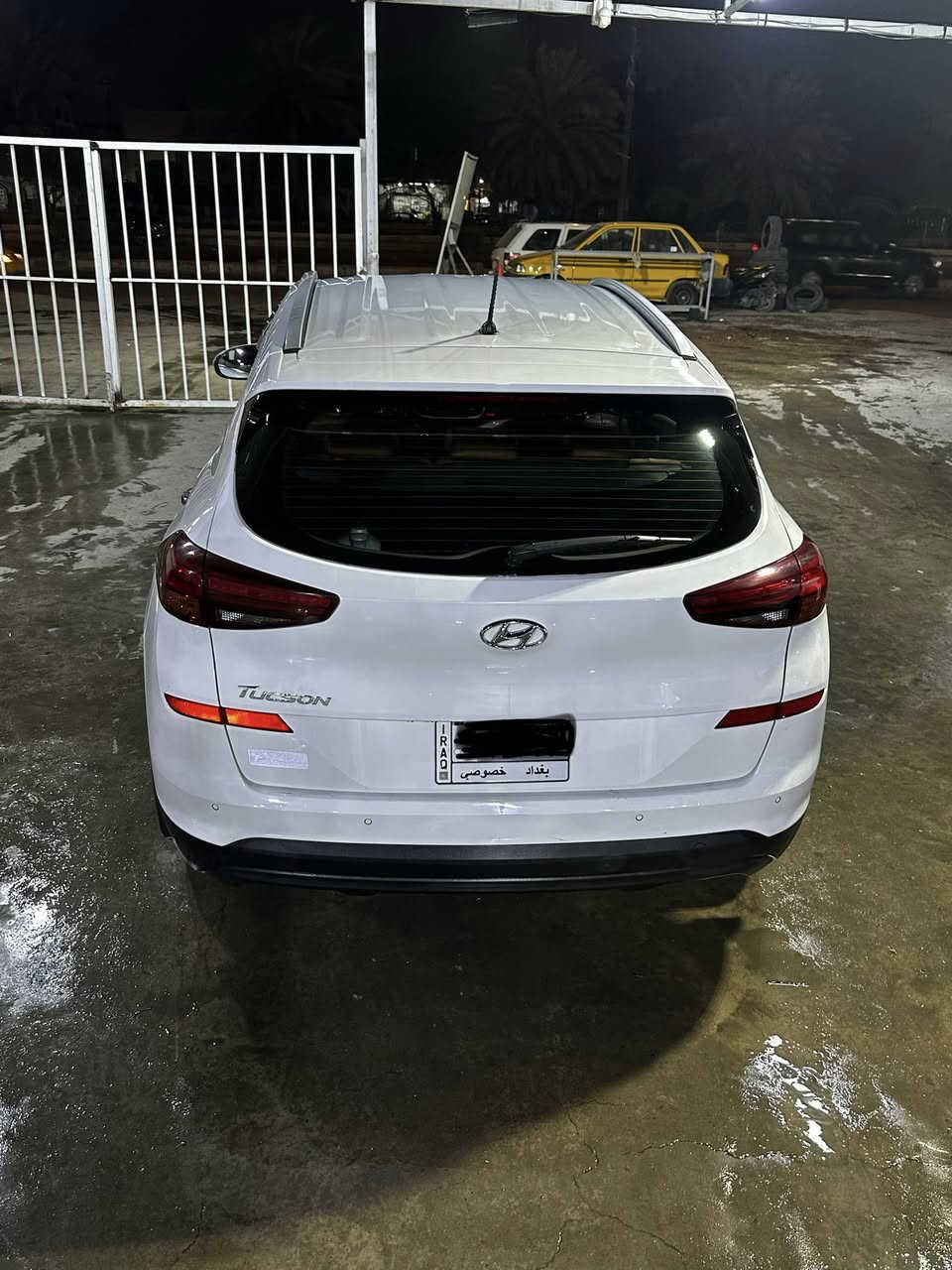 سلام عليكم توسان ٢٠١٩ ماشيه ٩٥ الف 
مواصفات كشنات ٢ كهرباء 
كشنات جلد
كامره امامي خلفي 
دشبول وبيبان صاج 
ويل الكبير سبير كبير 
٥ عدسات زنون 
شاشه كبيره وصور كلشي واضح سونار مرفق مع منشور ستعمال شخصي مال بيت 
مكان بغداد السعر ١٨٠ بيه مجال
رقم تلفون ***********
