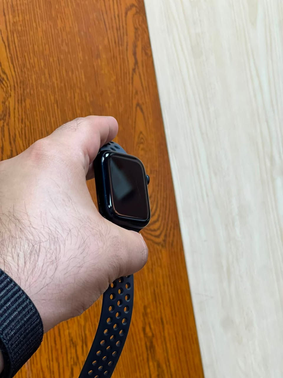 Apple Watch 7 ✔️⌚️45m
السلام عليكم 

ابل واتش جيل 7 اصدار نايك 

حجم الساعة 45 mm

بطارية الساعة 86%

نظافة الساعة 100% والله حتى اظلمها اذا اكول بيها شخطة الساعة وشحانتها الاصلية  ويمك الحساب بعد الساعة موضحة بالصور مصور كلشي بالتفصيل ودقيق علمود توضح الك بشكل كامل 

سعر خاص او اتصال

موصل حي السكر

*********** اتصال + واتساب

