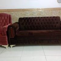 ٨مقاعد • كنب • ما بي ضرر