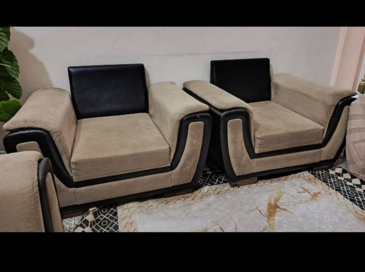 تخم تركي كلش نظيف نفس الصوره تماما السعر خاص 10مقاعد


**إذا كنت صاحب هذا الإعلان وتريد حذفه لأي سبب، رجاءا أرسل رسالة إلى الدعم الفني**