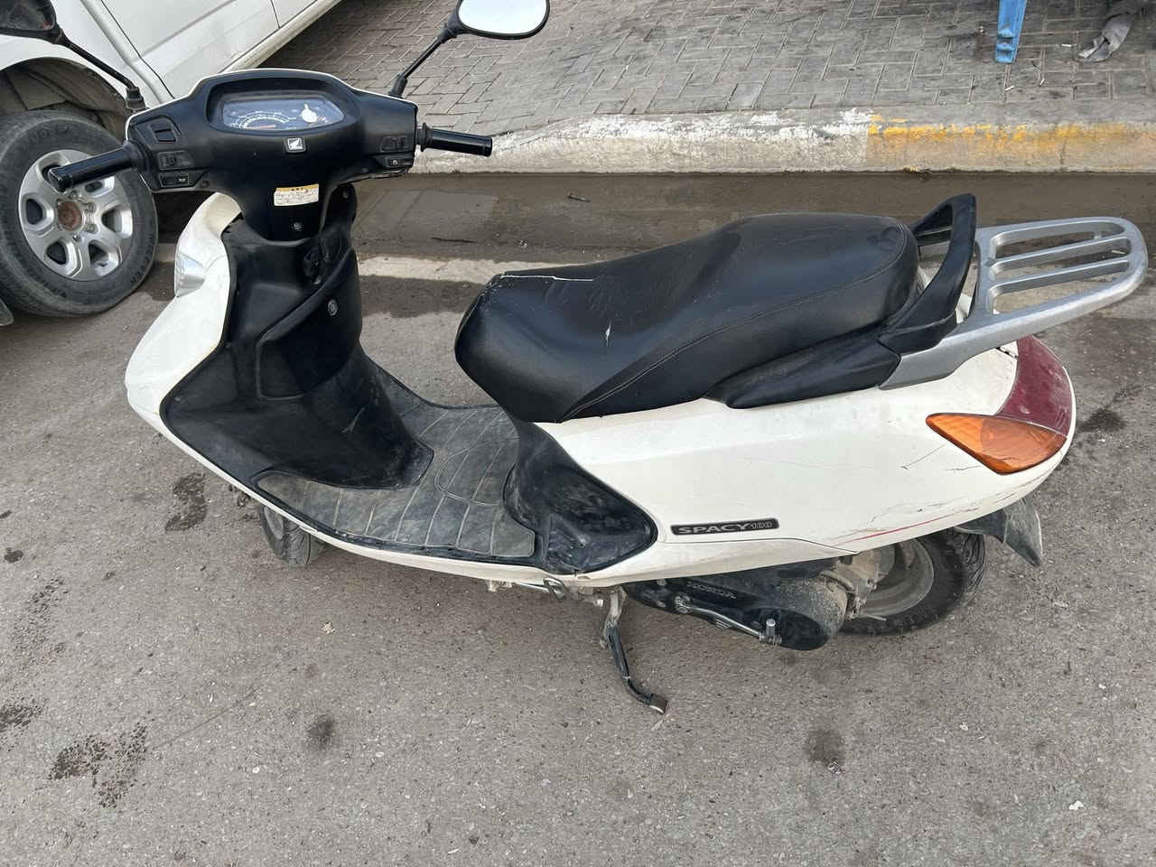 دراجة سبيسيً للبيع
نضيفة كلش مثل متشوفون  ب صور 
الدراجة رمبة
السعر 550 وبيهة مجال
الشراي يتصل علئ هذا رقمي غير متواجد ع فيس

*********** ❤
