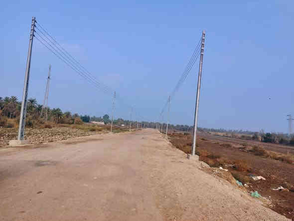 تتوفر قطع طابو سند 25. طريق السوق ناصرية. قرب مشتل الزهور...المساحات المتوفرة. 300م و 250م.  لاستفسار ***********اتصال +واتساب. نستقبل جميع العروض في مكتبنا الكائن في حي الجوادين قرب مدرسة شريف الرضي
