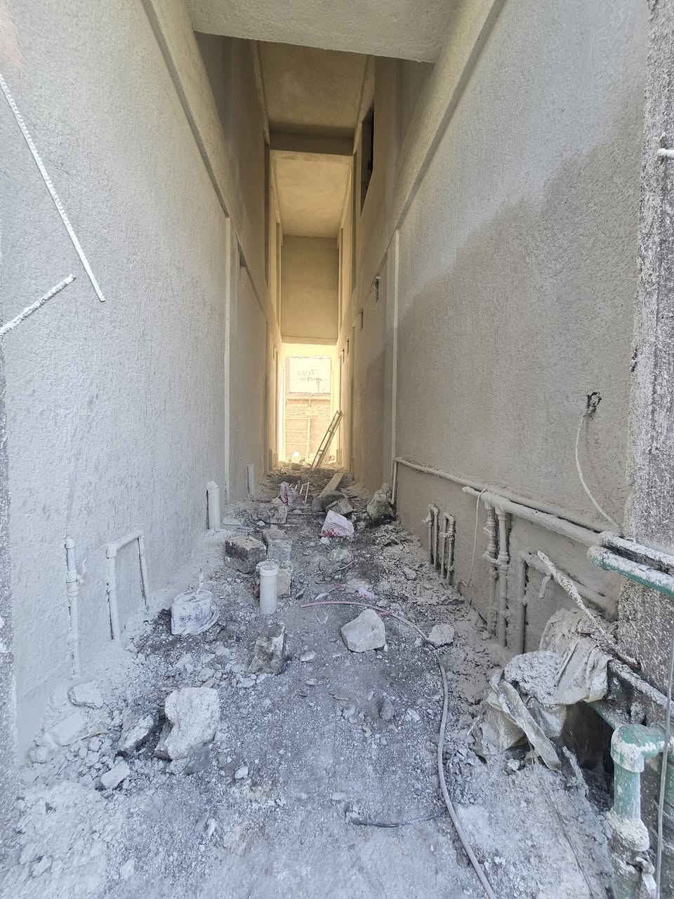 الباخ متفرغ شغل هندسي درجه اولى سعار مناسبه جدآ البيوت الكبار شغل هندسي درجه اولى عملي في كربلاء وجهايات داخل جص بورك سمنت ***********
