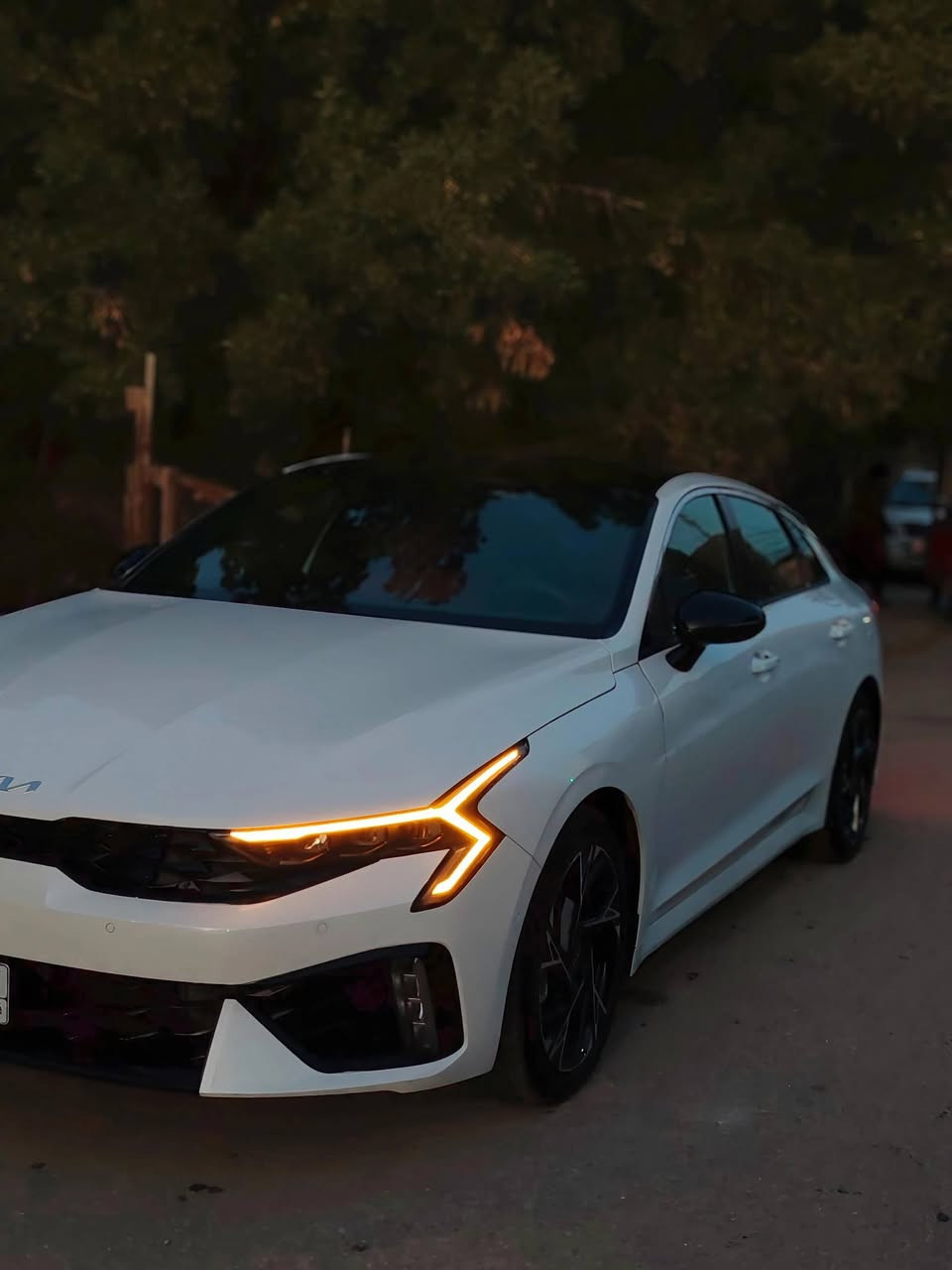 كيا K5 مديل 25 فول مواصفات Gt line فول بانوراما ميحتاج اذكرهن 
بلا رقم تترقم جميع المحافظات عدا الشماليه 
محرك 2500 Gdi 
حادثاها كسر بالبنراما وبدلتها اصليه وباب وجاملغ مبدلات بلاديات جهة العبري 
ماشية الفين فقط يعني زيرو 
السعر 179 ورقه مكاني نجف
للاستفسار : ***********
