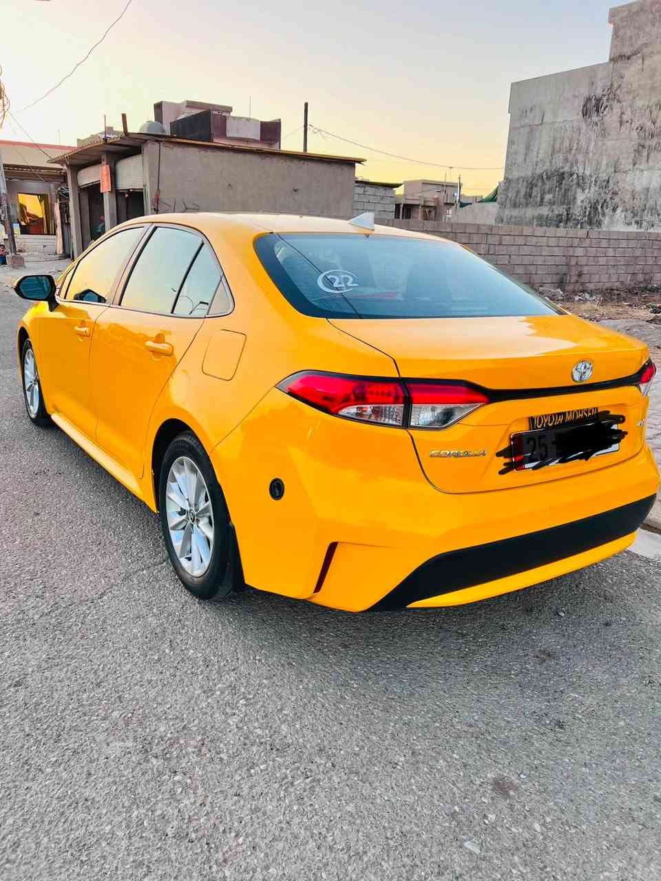 كورلا موديل 22 محسن بصمه 
داخل لونين 
ماشيه 60 حقيقي 
منضومة غاز 
كوبون بانزين 
ويل كروم بلادي شركة 
بدون ايرباك بدون دواخل 
راس البونيد ضرر شبر 
لاستفسار ع رقم *********** كركوك, العراق
