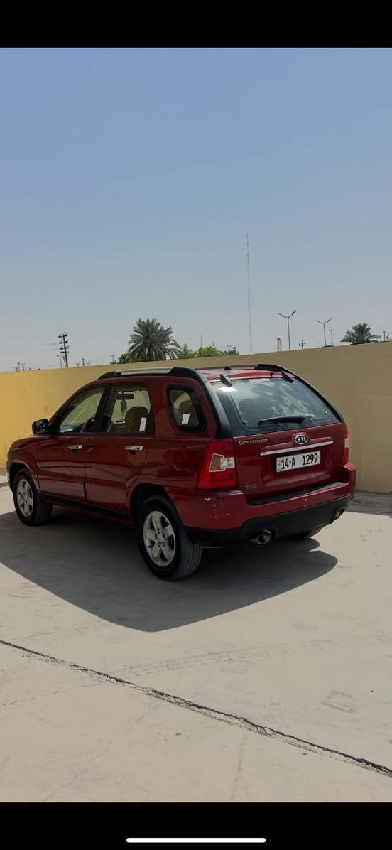 كيا سبورتج 2009 خليجي مكينه 2000 جاهزه رقم انجليزي تحويل مباشر موجود ذي قار الغراف سياره كلش جديده سعر 95 وبها مجال  مكفولة من ضربة *********** الشطره, ذي قار
