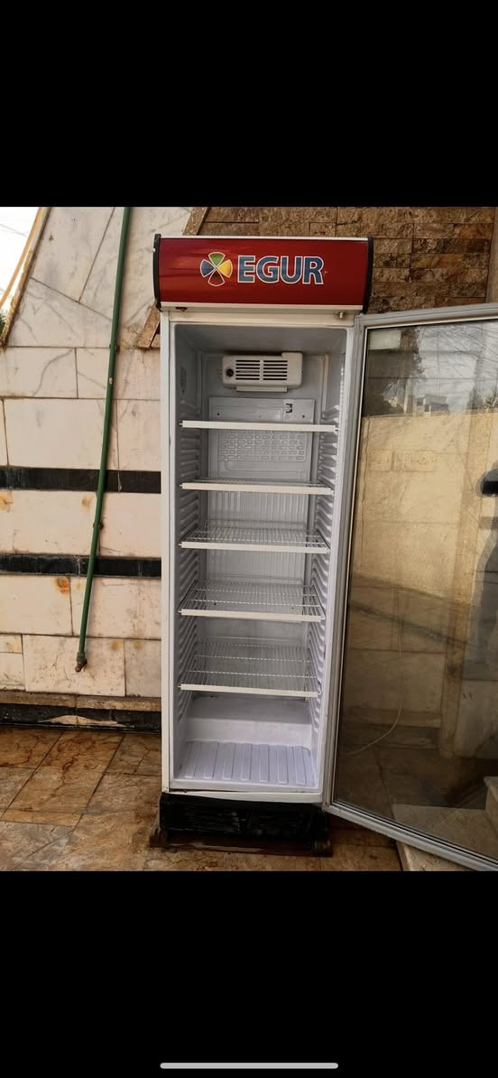 السلام عليكم من رخصة الادمن 
عارضة عمودية للبيع بحالة ممتازة خالية من التصليح 
السعر350
جهاز رصيد للبيع +شاحنة +ورق طباعة للجهاز 
السعر150
العنوان بغداد شارع فلسطين حي المستنصرية خلف نادي التركمان 
***********
