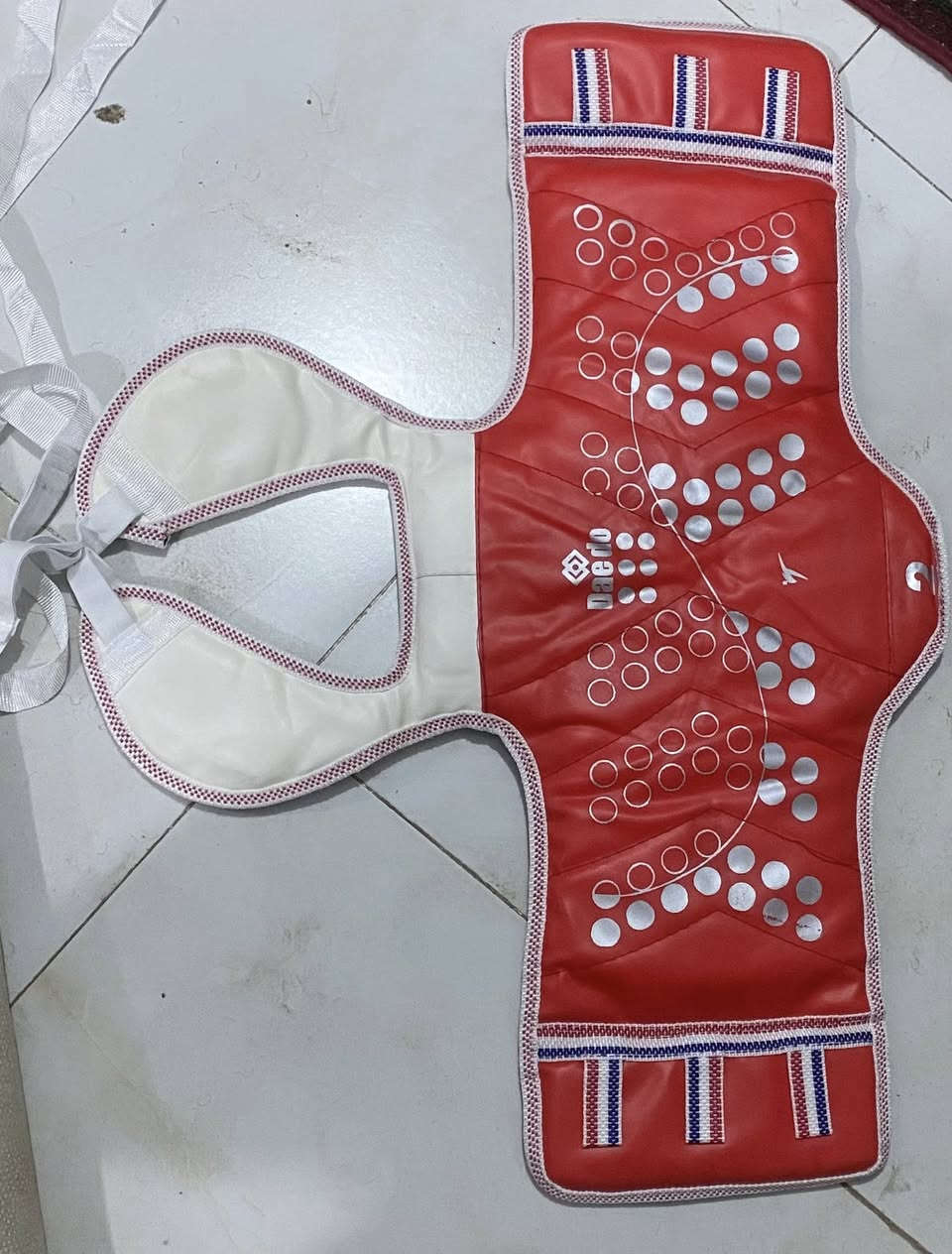 السلام عليكم اوزان حديد 30 كيلو اقراص ودمبلص وبار جنطة كاملة جديدات زلغ مالبيهن و درع تايكوندو جديد للاستفسار خاص


**إذا كنت صاحب هذا الإعلان وتريد حذفه لأي سبب، رجاءا أرسل رسالة إلى الدعم الفني**