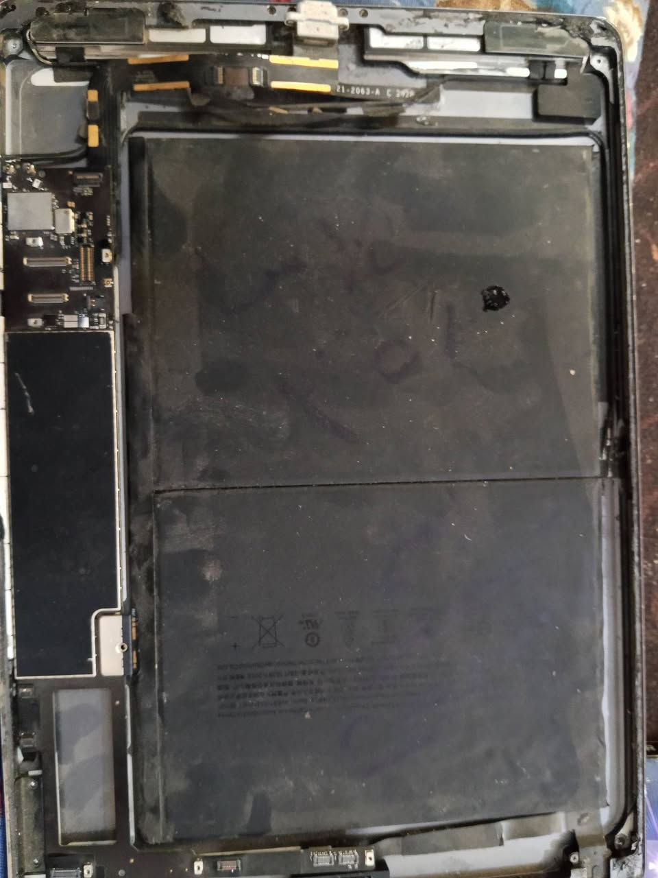 غراض مال ايباد تفصيخ بطارية شاصي شاشه كامره سماعة خريطه للبيع تريد قطعه منهن تريد كلهن مو مشكله ديوانيه مركز ***********
