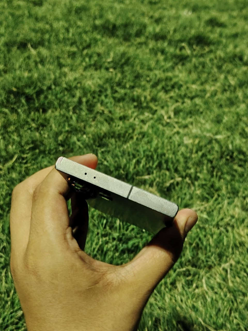 📱 كلكسي Galaxy S24 Ultra للبيع 📱
اس 24 الترا
للبيع جهاز Galaxy S24 Ultra بحالة جيده
⚙️ تفاصيل الجهاز:
🔴 الذاكرة: 256 🔴
 العشوائية 12 +12
دبل سيم كارت ✅2️⃣
شرق اوسط 
 اللون: تيتانيوم (Titanium).
 الحالة: مكفول كفاله عامه من كل شي الجهاز على وضع الشركه فقط نمش بسبب الكفر 
 الملحقات: لا يوجد فقط جهاز 
💵 السعر: 925 وبي مجال بسيط
📍 المكان:  كربلاء الملحق 
📞 للتواصل ***********
