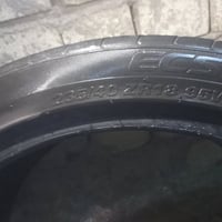 عندي تخم جنت شاده k5 حجم  235..40..ZR18 نظافتهن ٧٠ بالميه  واحد مابي ل...