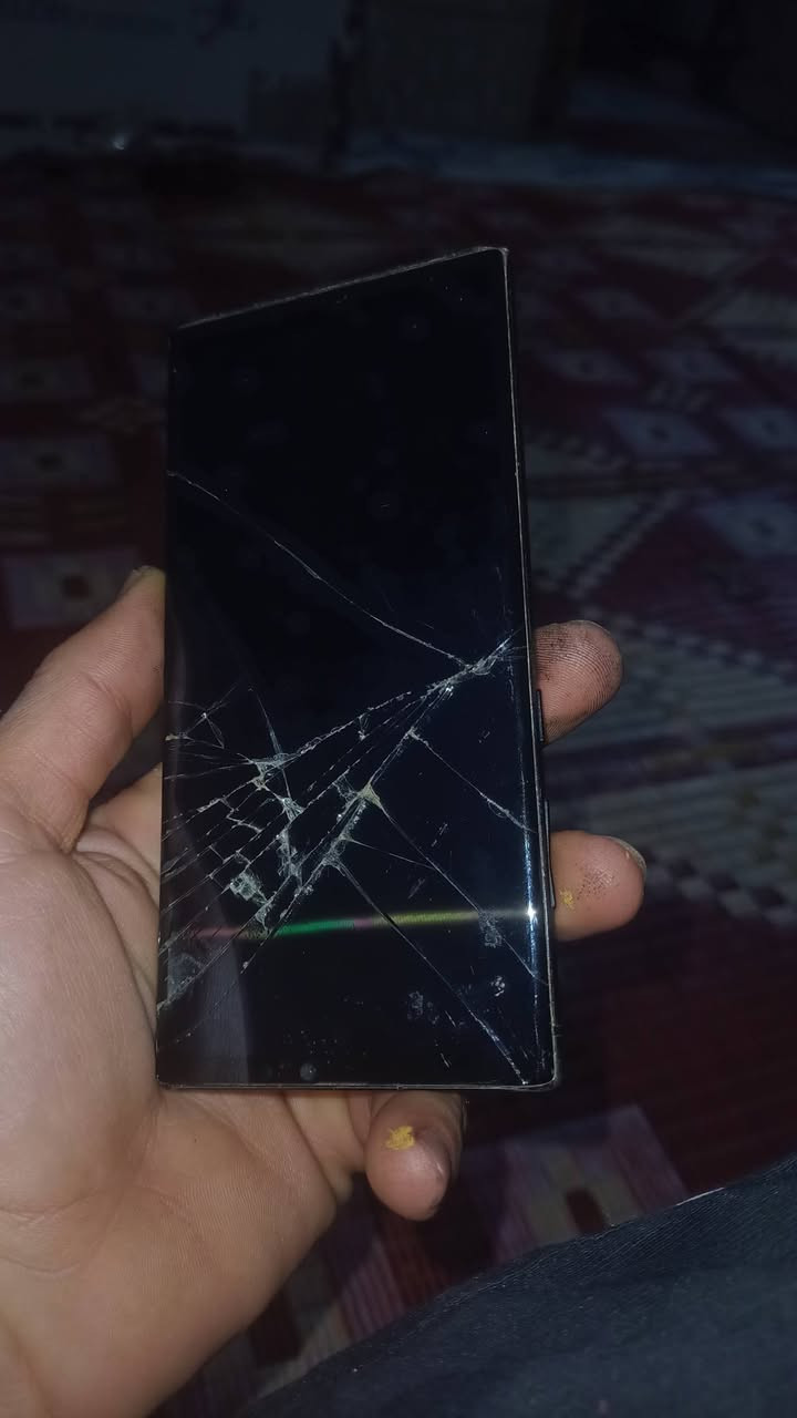 البيع فقط شاشه 
شرط فحص يم ابو الصيانه 
وتفحص شحن البطاريه 
نوت 10 بلس ذاكره256
مكاني بغداد سعر 85


**إذا كنت صاحب هذا الإعلان وتريد حذفه لأي سبب، رجاءا أرسل رسالة إلى الدعم الفني**