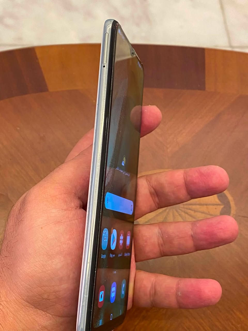 للبيع Samsung Galaxy A70
الذاكرة: 128 جيجابايت
 البطارية: 4500 مللي أمبير
جهاز نظيف ومابدل اي شي  
السعر ١١٠
مكاني بغداد نفق الشرطة ***********
