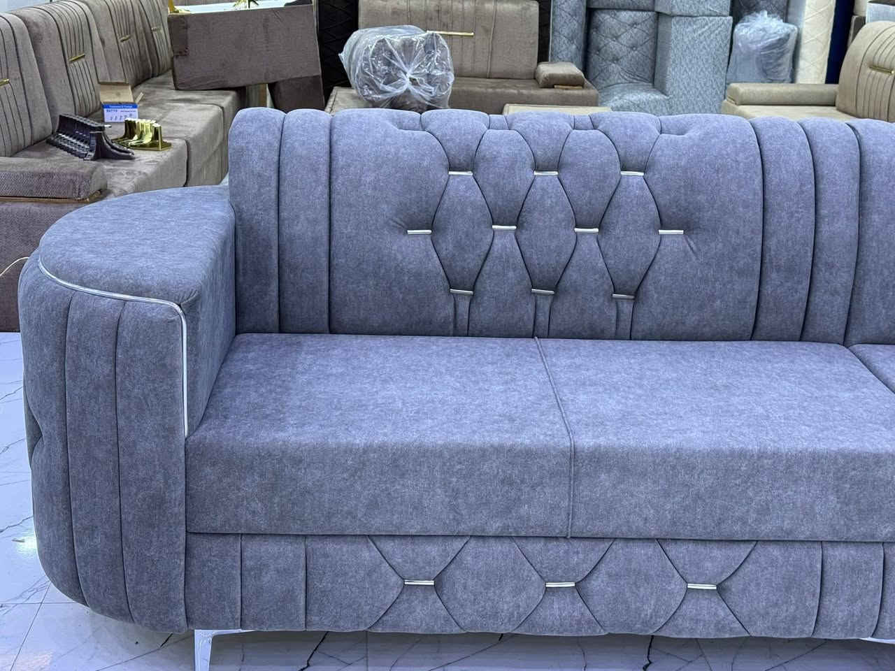 يتوفر لدينا جميع فصالات الديوان
 حسب الطلب 
خشب بلوك 16ملم قواطع خشب انج ونص
العنوان موصل ايمن شارع دكه بركه مقابل بورصة الكفاح 
اي استفسار ‏‪***********‬‏
