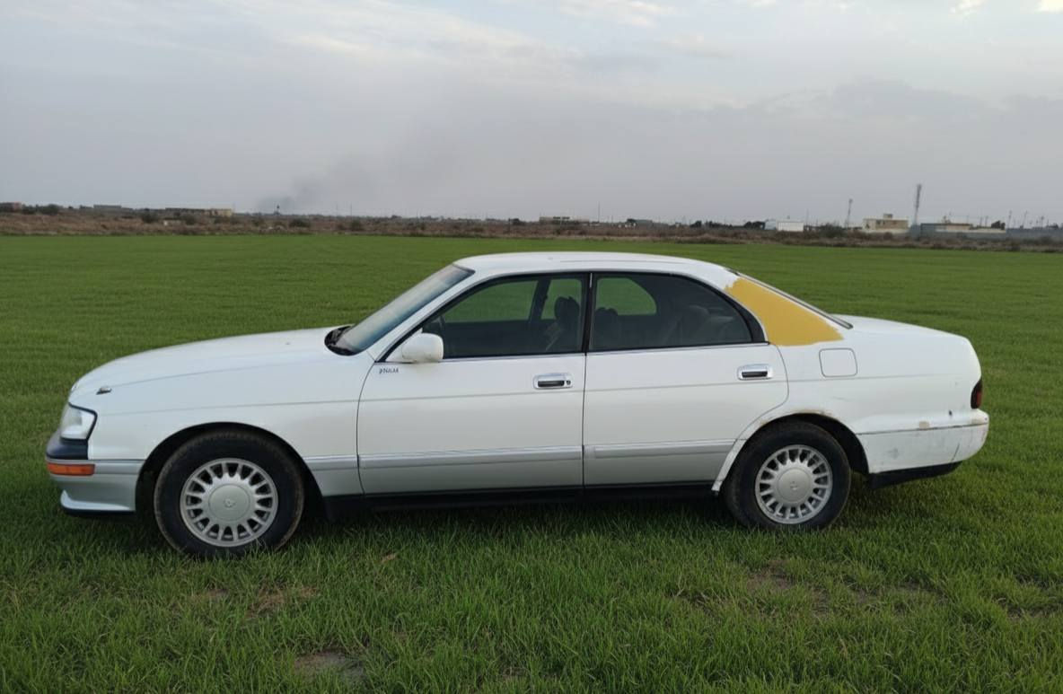 السلام عليكم بطه للبيع سياره جاهزه مكينه جديده  2500وحداده شادلهه سستم جديد 4بيبان واذا تريد سستمهه أصفر موجود  وبند وصندوگ سياره سابقأ أصفر جانت وانته عليك بس تكمل معامله والهيئه رقمهه بصره راعيهه يحولك ثاني يوم سياره كهربائياتهه كلهه شغاله شاد الهه شاشه جديده تبريد شغال سياره بدون ضربه بلاديه  العنوان /بصره
واي استفسار ع هاذه الرقم
***********
