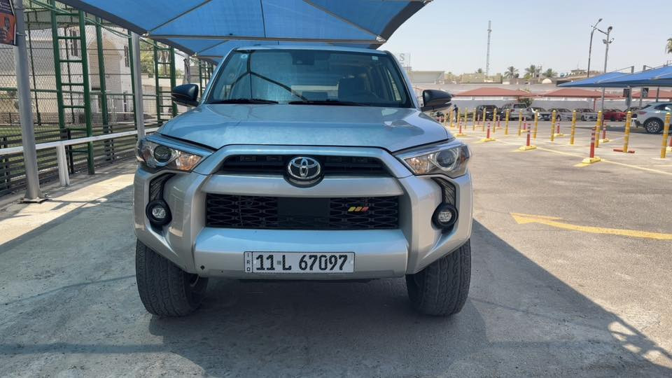 تويوتا فورنر 2022
فول ( بريموم )
ماشية 26
صبغ بنيد ودعامية
بدون دواخل 
لايتات اصلية
سيارة جديدة فول مواصفات
وبيها اضافات وترفيع 
فورويل
5 راكب
السعر 32500$
***********
