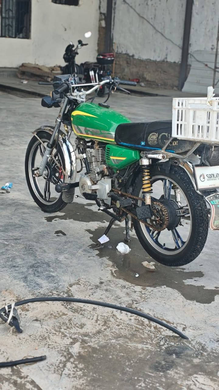 السلام عليكم الدراجه لبيع الموديل 21 محدث 23 السعر 500 بيهه مجال بسيط راسني خاص الفلوجه حي الرساله


**إذا كنت صاحب هذا الإعلان وتريد حذفه لأي سبب، رجاءا أرسل رسالة إلى الدعم الفني**