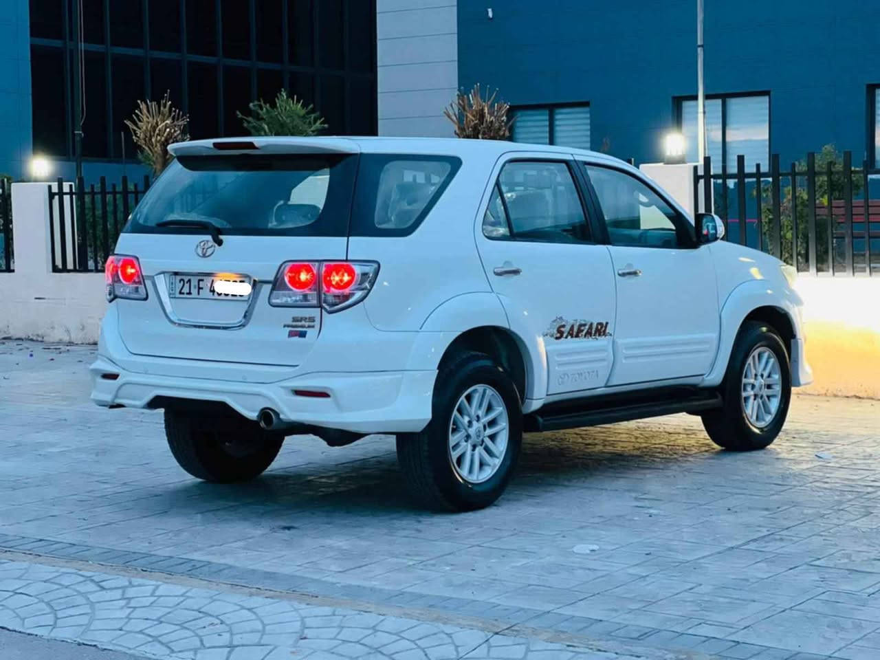 تویۆتا فۆرچێنەر 2013 کلین
سە فاری سەید نە هرۆ بتڵ ✔
 فول مواسە فات گێڕ ئۆتۆماتیکو گێڕ عادی سێ ڕیز کوشین ۷نە فە ری شاشە و کامیڕا ناو فۆڕمیکا تە بریدمەرکەزی، حەساس دە بڵ ئە کسل سە یارەکە  نمونە یە لە جوانیا بێ سبوغ بێ تە عدیل بێ شوختوقوپە گێڕو مە کینە ی نەکراوە تە وە بە زە مان سە وتو دووکە ڵو بوخاروغرامە وتە حویل هه موی بە شە رت 
سعر خوار بازاڕ    213  $    گە ڵا
 بۆپە یوە ندی تێل /ڤایبە ر]
وە تسئاپ]  ***********
شوێن ڕانیە رانية, السليمانية
