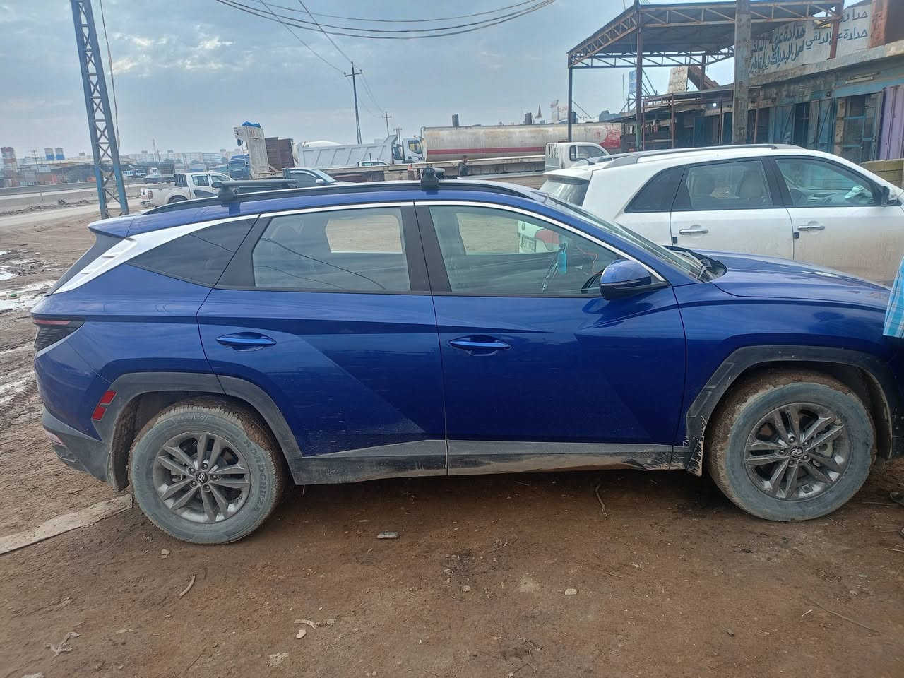 السلام عليكم توسان بيع أو مراوس موديل 23وارد امريكي فول عده الفتحة حادث بنيد جاملغ جهت السايق السيارة خير من الله جاهزة مابيه أي نقص رقم بغداد بسمي مراوس بسبورتج أو توسان أحداث 
*********** عنوان بغداد الشعب أو بسماية
