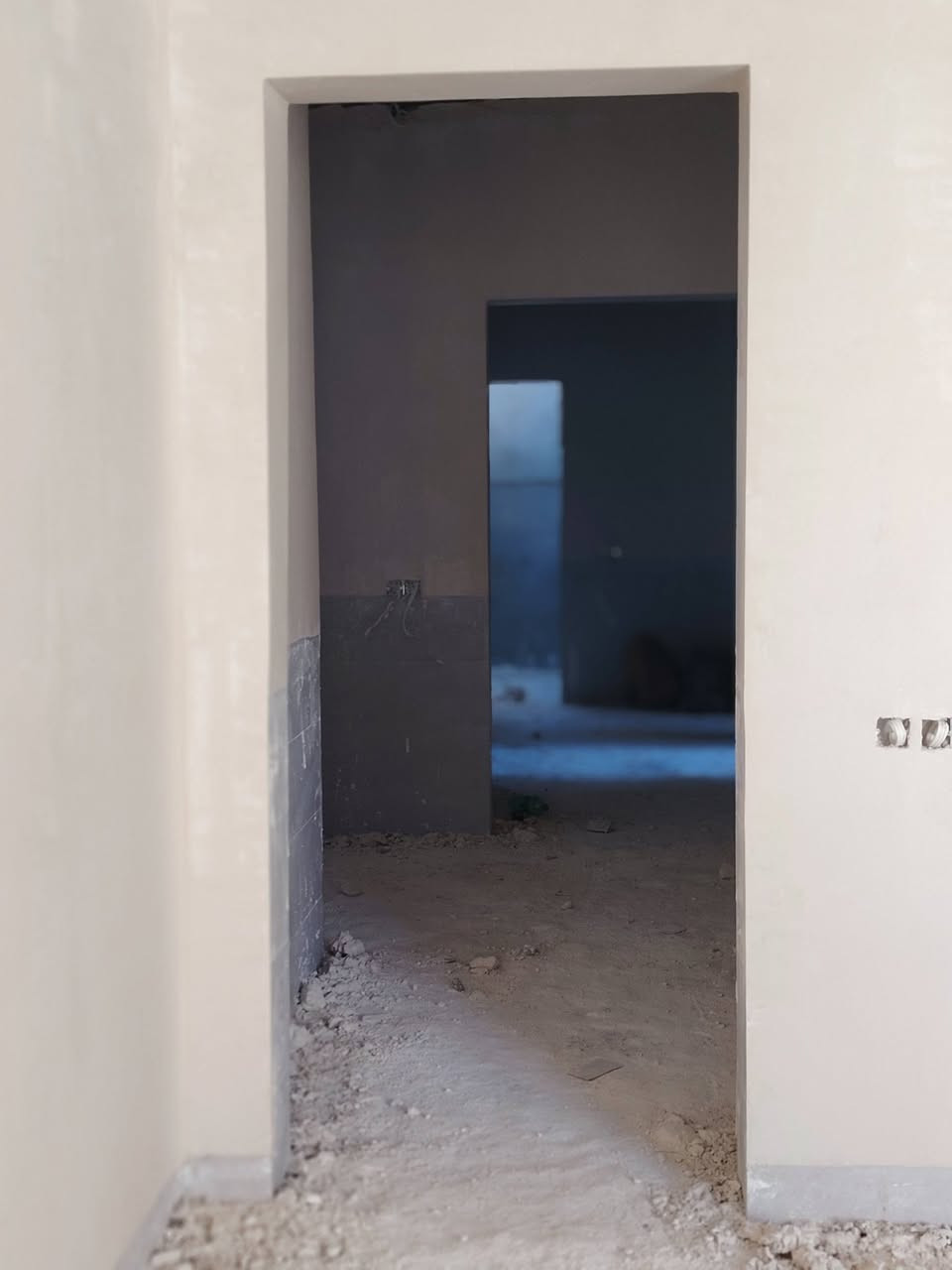 سلام عليكم( متواجدين بستان شيوخ )كادر لبخ جص من الموصل شقل  علمسطره تريد عل مالج حسب تفاق /تريد المصرف عليه تريد المصرف عليك طباخنه ويانه / ***********//
