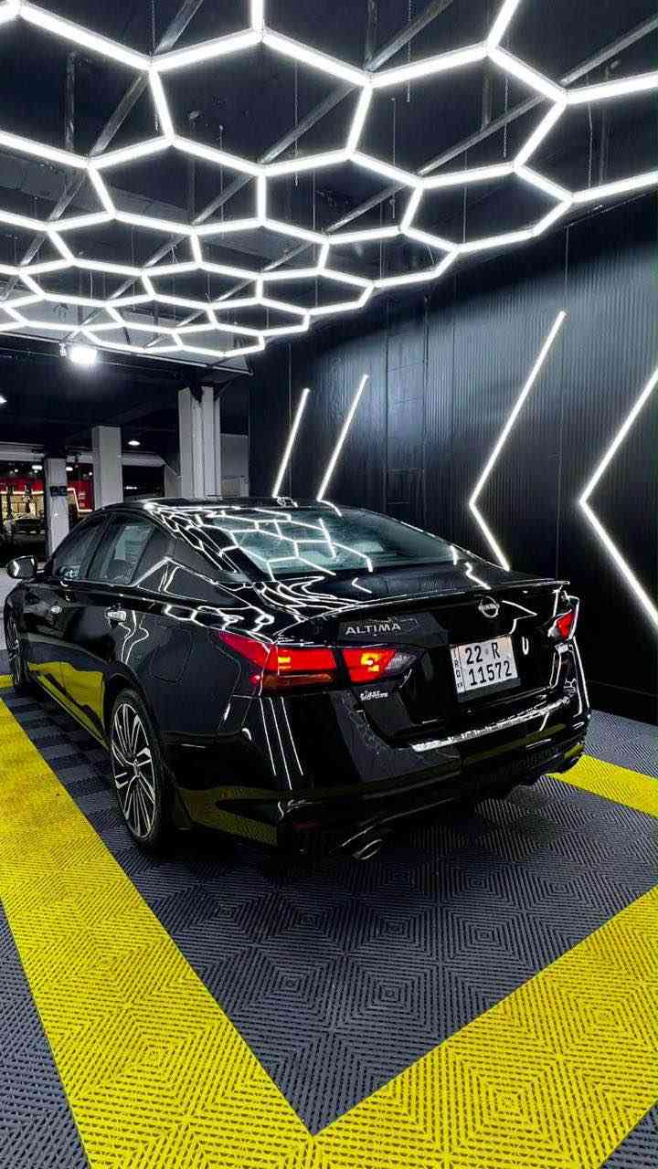 🚗 نیسان ئەلتیما SV plus 2023 بۆ فرۆشتن

✅ سڵاید 
✅ شاشەی گەورە
✅ کوشینی کارەبا
✅ کوشینی گەرم
✅ ناو کرێمی
✅ تەنها 30 هەزار مایل ڕۆیشتووە
✅ تەنها بۆنیت یەک پارچە بۆیاخ کراوە
✅ بێ ژۆرێ 
✅ هەموو ئیرباگەکان ساغن(بێ ئیرباگ) 
✅ ڕەقەمی شانسیم داناوە 

ئۆتۆمبێلەکە زۆر پاک و خاوەن دۆخێکی زۆر باشە، فەحص پێشوازی لێدەکرێت.

——————————-
 � نيسان ألتيما SV plus 2023  للبيع

✅ فتحة سقف (سلايد)
✅ شاشة كبيرة
✅ مقاعد كهربائية
✅ مقاعد مدفأة (تدفئة للمقاعد)
✅ داخلية لون كريمي
✅ الممشى 30 ألف ميل فقط
✅ صبغ قطعة واحدة فقط (البونيت)
✅ بدون ضرر أو قص أو لحام
✅ جميع الإيرباغات سليمة ولم تعمل
✅ رقم الشاصي متوفر للجادين

السيارة بحالة ممتازة وجاهزة للاستخدام، والفحص مرحب به. ✨ كويسينجاك, أربيل


**إذا كنت صاحب هذا الإعلان وتريد حذفه لأي سبب، رجاءا أرسل رسالة إلى الدعم الفني**