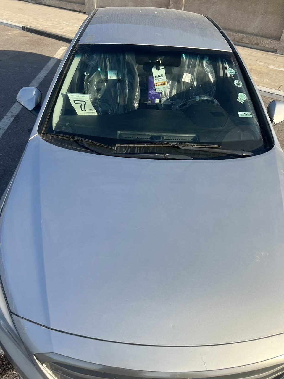 من رخصت مدير الكروب المحترم
سوناتا 2017 

ادووووووووات ادووووووووات 

كصه جنطه 

متومه رقم وسنويه وهزه شرط مال معمل الشمال 

سياره خير من الله 

تخم تاير.  كسر فلين مشروطات 

تدفئه وتبريد وي السويج مشروطات 

ويل كروم نفطي 

مري شفط

نظام ايكووو

محرك 2000دوش المرغوب 

غرفه سياره بالفلين الله شاهد 

منظومه زنون سعره 200$

باتري جديد

شرط ترايك 200 

للعلم سياره شغله كله مال كسره وعطش وابو الخبره يعرف شنو كسره وعطش 

سياره خط واحد غاز غاز غاز 

مكان بصره 
السعرر 59وبيه مجال حك الجيه 
خابرني وتشلع عيوني بس لاتكسر بحلال العالم

***********
