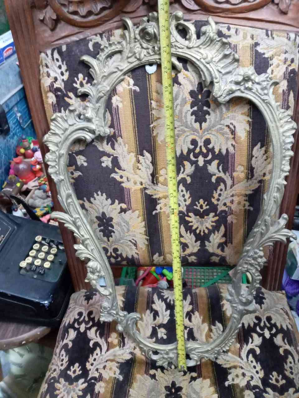 إطار مرآة فكتوري قديم
السعر 50 ألف


**إذا كنت صاحب هذا الإعلان وتريد حذفه لأي سبب، رجاءا أرسل رسالة إلى الدعم الفني**