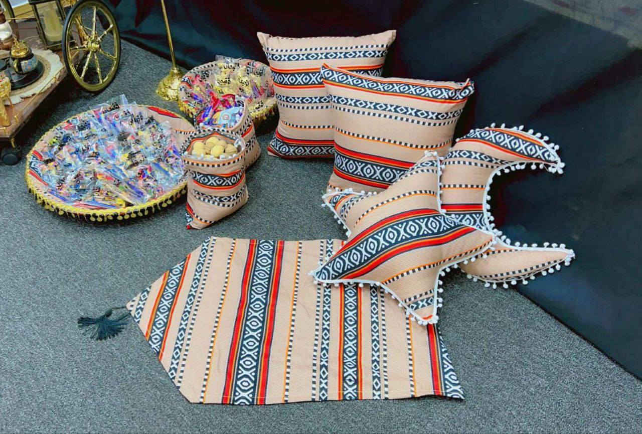 سيت ركن رمضاني
السعر 15لاف فقط 
السيت 6 قطع

-هلال
-مفرش 
-كيس قطعتين
-وجه كوشة قطعتين

توصيل بصرة 5 محافظات 7


**إذا كنت صاحب هذا الإعلان وتريد حذفه لأي سبب، رجاءا أرسل رسالة إلى الدعم الفني**