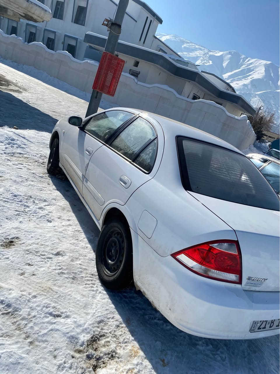 نیسان سەنی ٢٠١١ بێ بۆیاخ گێڕو مەکینەی بەشەرت گێڕ عادی  چوار جام کارەبا کەلەو عەینەک و فۆرمیکا سەنەوی تازەیە تا ٢٠٢٨ بەشەرتی تەحویلو غرامە  شوین پێنجوین .***********
*********** بنجوين, السليمانية
