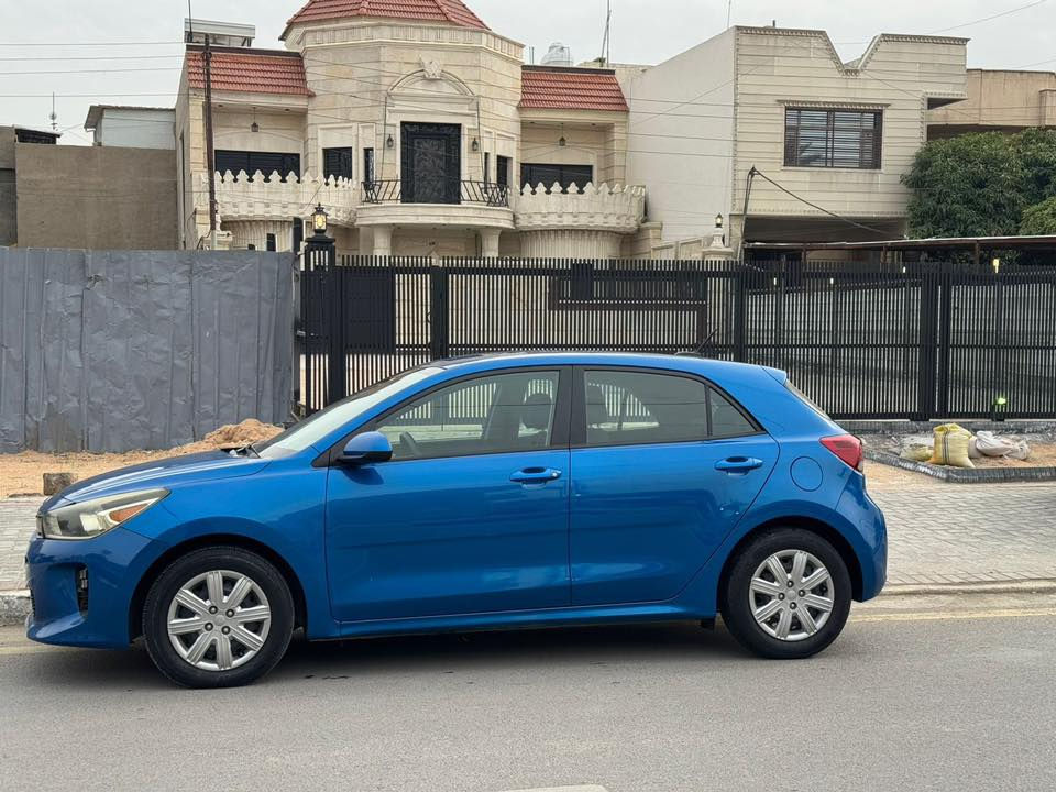 كيا ريو 2021
وارد امريكي

 ليبل واحد السياره 

حادث دعاميه اماميه 

بدون صبغ فقط بيه بارد بالبنيد 

ماشيه 11 الف 

محرك 1600 

شاشة كبيرة 

كشنات مخمل 

مانع انزلاق 

USB 

السعر 120 وبيه مجال 

 بغداد العامريه 

***********
