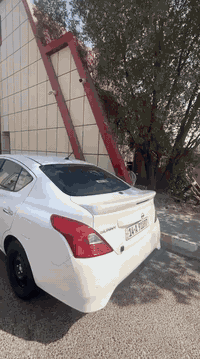 السلام عليكم للبيع هندي مديل 19ماشيه 156حقيقي بارد قبق الجنطه رقم بصره شرط التحويل السياره جاهزه كل نقص مابيها 
حداده طخم تاير دوشمه ماصار سبوع من كملتها اي استفسار
الاتصل ع *********** السعر 105وبيها شي قليل
