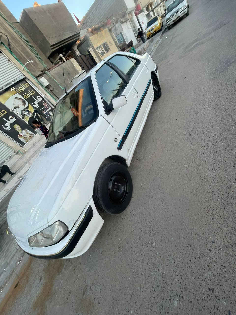 سلام عليكم سياره بيجو بارص مديل ٢٠١٤ سياره كفاله من ضربه وتبديل كير مكينه تبريد خير من الله حداديه نص عمر سياره مصفره غرامات مكان سياره بصره حي الحسين سعر سياره ٣٠ وبيه مجال رقم الهاتف *********** بدرا, واسط
