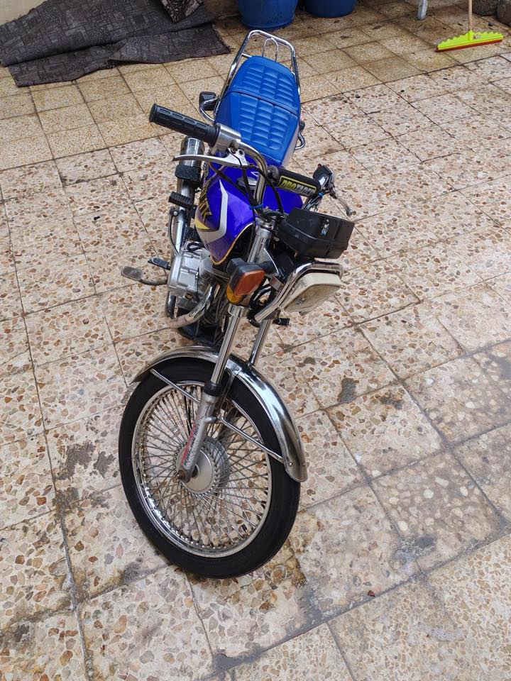 تايكر 2020 ما مفتوح شرط ونضافه كدامك وسعره 450 واذا عجبك خبرني علئ رقم ***********
