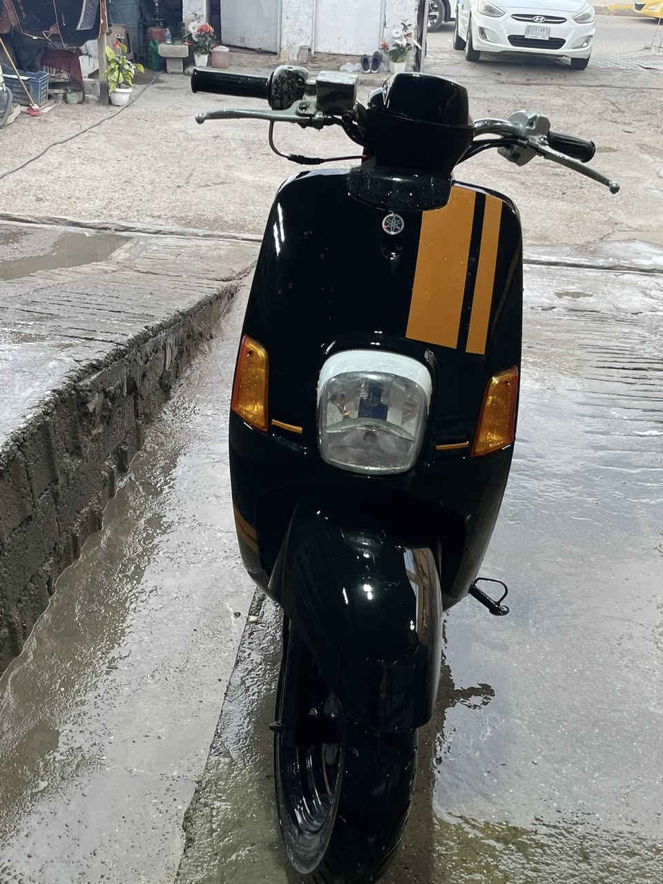 السلام عليكم دراجة بوليس للبيع نكرة سلف وهندر كهربائيات كاملة شغالة كفرات مختمة كابريتر بلاد مكينة خرسة شلعة ومعدل خير من الله  شغل وطلع العنوان ديالى بعقوبة 
*********** 
السعر 550 وبيها مجال حك الجية
