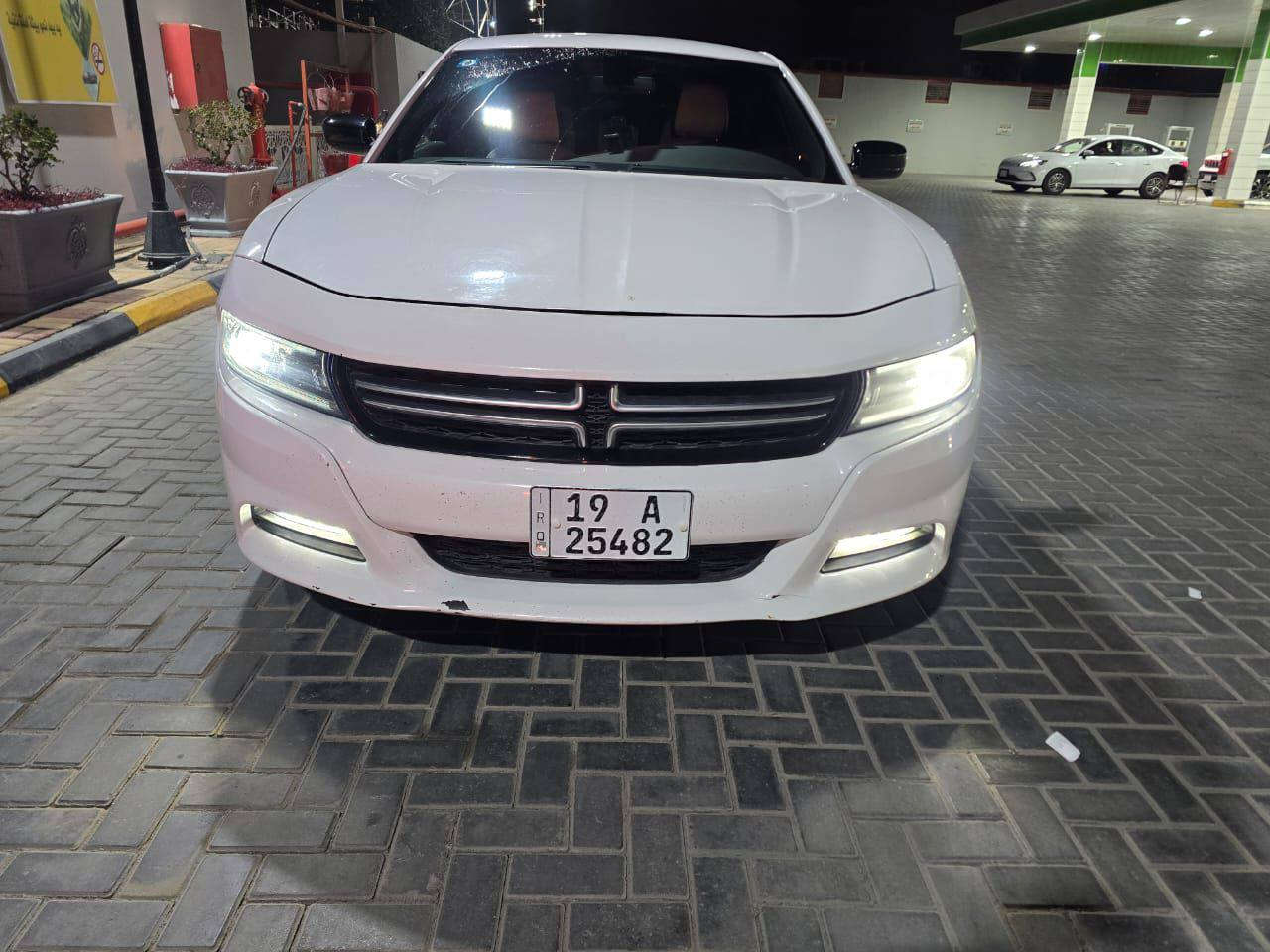 السلام عليكم شباب
تشارجر بوليسي موديل 23 
محرك 8 سلندر 5700
السياره نظيفه 
معروفه مواصفات البوليسية 
رقمها كربلاء ومكانها كربلاء 
للأستفسار ***********
السعر 250 ورقه
