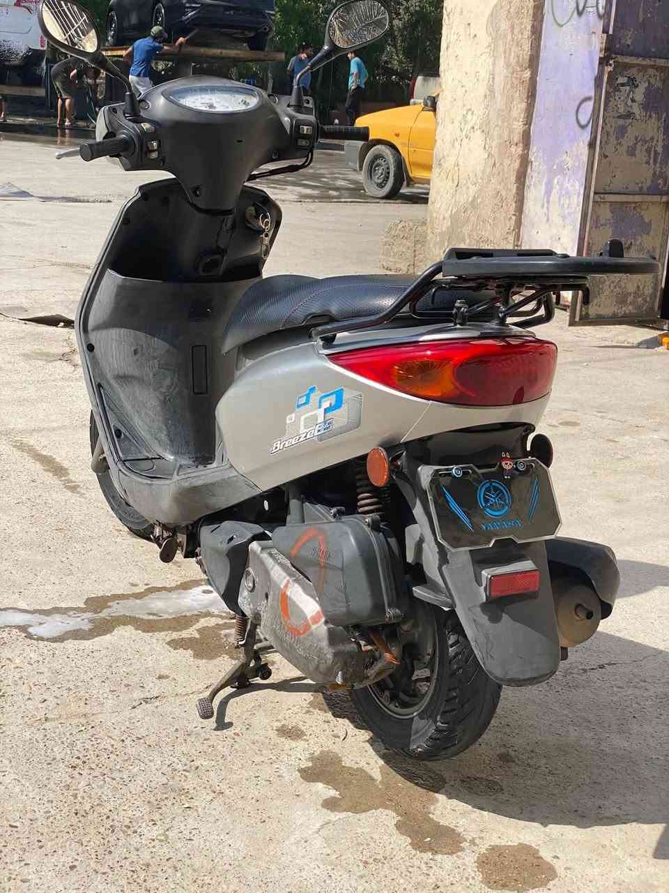 السلام عليكم درجه اكزز بريز  جديده رنبه 
درجه كله بلاديه خير من الله   شلعه ومعدال شغاله  مكينه خرسه ناعمه  كهربائيات كله شغال شاير يمنه يسره عداد كليو متر شغال الايت عالي ناصي كله شغال بريك مامي خلفي   مكفوله كفاله عامه
السعر 700
***********
