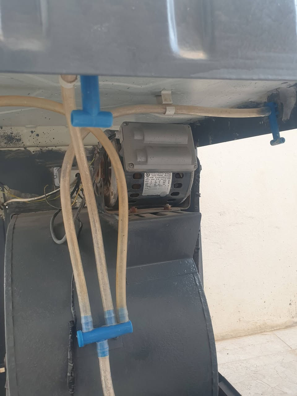 السلام عليكم
مبردة الونا Alooni شركة الحياة بعده جديدة مستعملة قليل للبيع .. المبردة كاملة من كلشي بس تشغله .. الماطور نحاس سرعتين .

السعر 175 الف
الشراي يراسلني خاص


**إذا كنت صاحب هذا الإعلان وتريد حذفه لأي سبب، رجاءا أرسل رسالة إلى الدعم الفني**