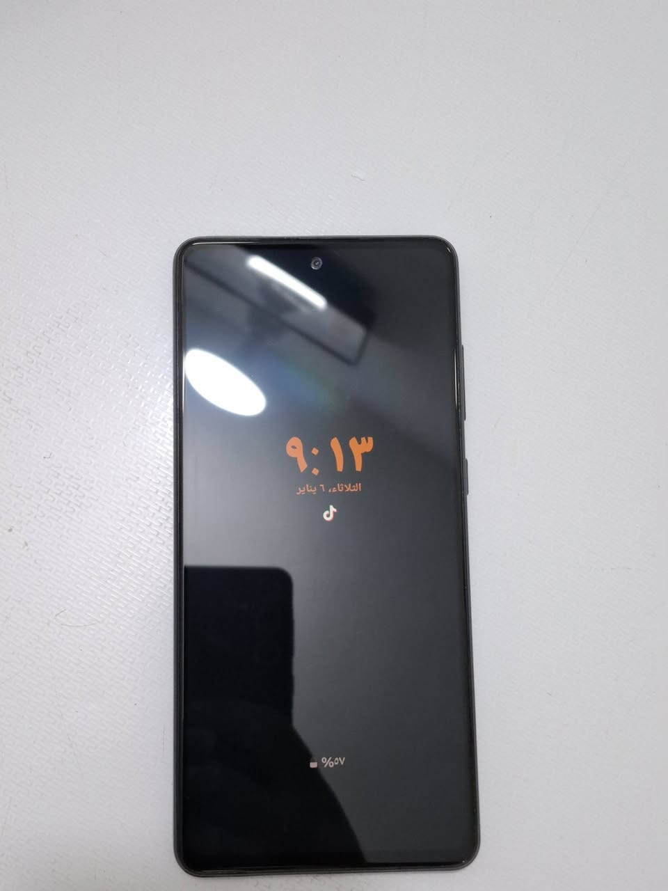 السلام عليكم سامسونجA72
شاشه سوبر امولد 
ذاكرة ٢٥٦
بطارية ٥٠٠٠ واط
شحن سريع 
معالج هاتف Qualcomm Snapdragon 720G، وهو معالج ثماني النواة بتقنية 8 نانومتر يوفر أداءً جيدًا للالعاب والاستخدام اليومي 
كوت / مركز المدينة 
سعره ١٤٠ 
***********
