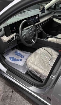 مساء الخير خريج او عاطل عن العمل عندي سيارة او حبيت استرزق منه الي محت...