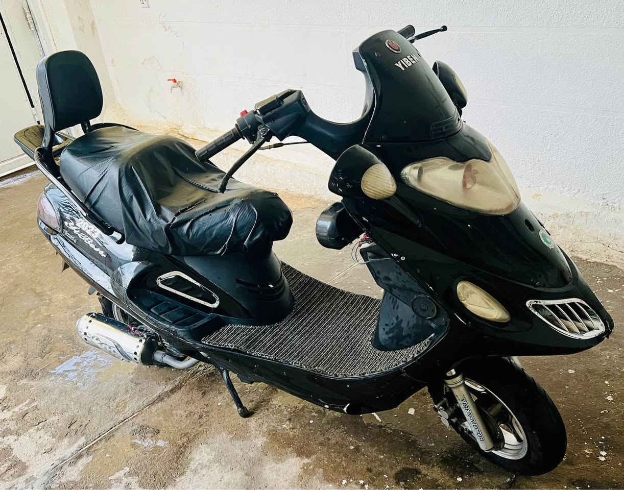 سڵاو هاوڕێیان  ماتۆری مەرزیە  مۆدێل 2023بۆ فرۆشتن
زۆر پاکو خاوێنە  هەموو گیانی بەشەرت 
کارەبایاتی مەزبوتە. 
شوێن کۆیە  ژم ***********
نرخی ٣٠٠ هەزارو معامەلە كويسينجاك, أربيل
