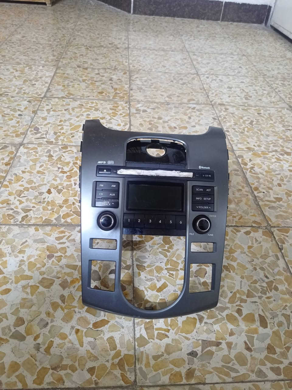مسجل سيراتو شرط ماله الأصلي
مسجل أوبترا شرط الشغل
يدا مال أوبترا اطفاهيه دبه  ابيع شلع وابيع بلقطعه
***********
***********
