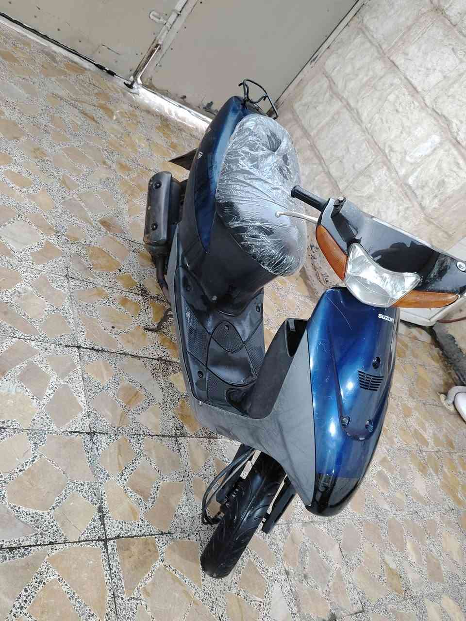 ساسوكي لبيع وراق ابسمي مكينه مامفتوحه شغالة سلف كهربايات كله شغاله شلعه ومشى دراجه جديده ابعده رايده اب 400 وأبيه مجال *********** مراسله واتساب
