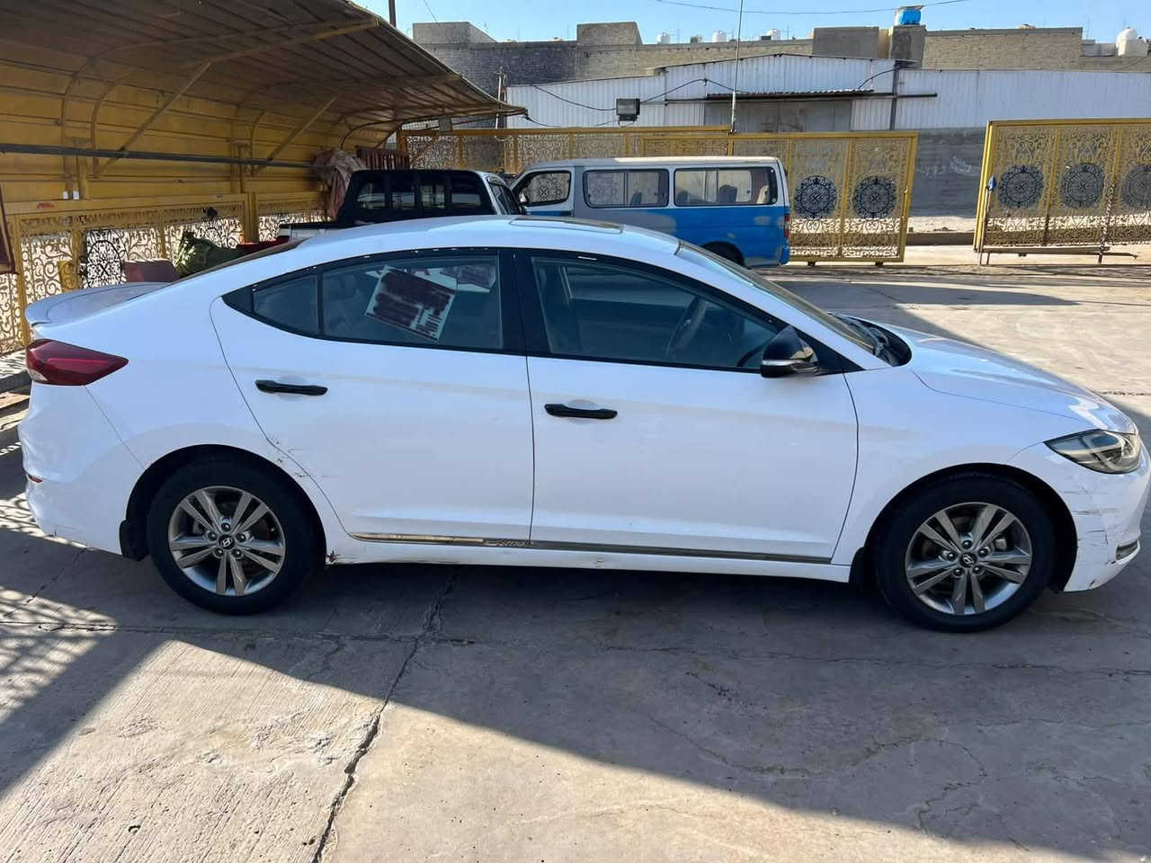 سلام عليكم مكلف بلنشر بيع فقط
الانترا خليجي فول مواصفات مكفولة
اي نقص مابيهة سيارة جديدة 135  وبيهة مجال
حك الجية ***********
