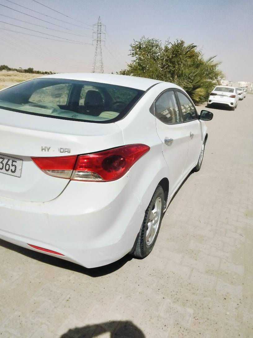 السياره بسمي مكفوله من الظربه وكل حادث  لل٣٢ سنويتها للستفسار *********** النجف, العراق
