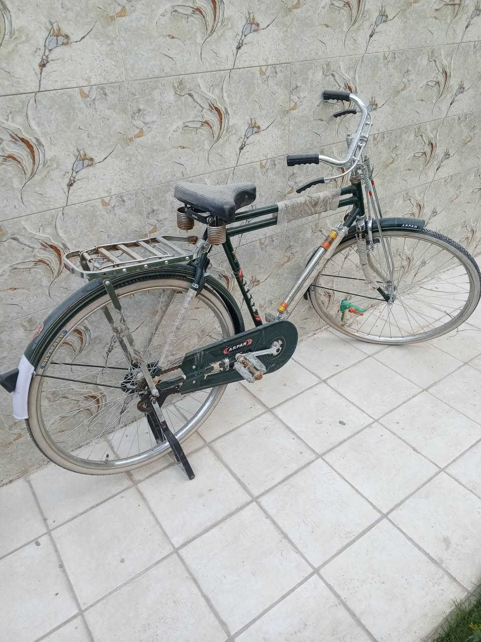 بايسكل هيرو لبيع نظافة 90% حاويه استعمال شهر واحد العنوان نجف سعر 75 الف رقم ‏‪***********‬‏
